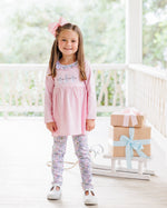 Load image into Gallery viewer, Frosty Friends Ruffle Pant Set
