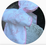 Load image into Gallery viewer, Patterned Basket Bow
