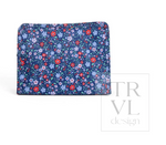 Load image into Gallery viewer, TRVL Medium Roadie

